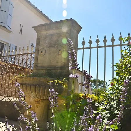 Bed & Breakfast Le Jas Vieux 3*