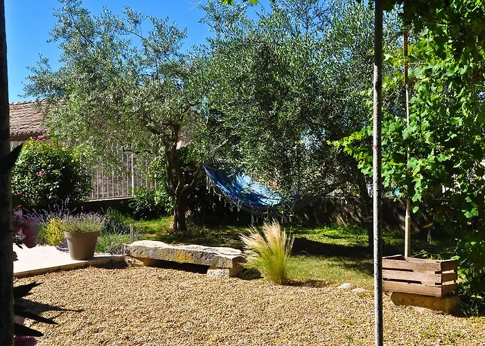 Le Jas Vieux Montfort (Alpes-de-Haute-Provence)